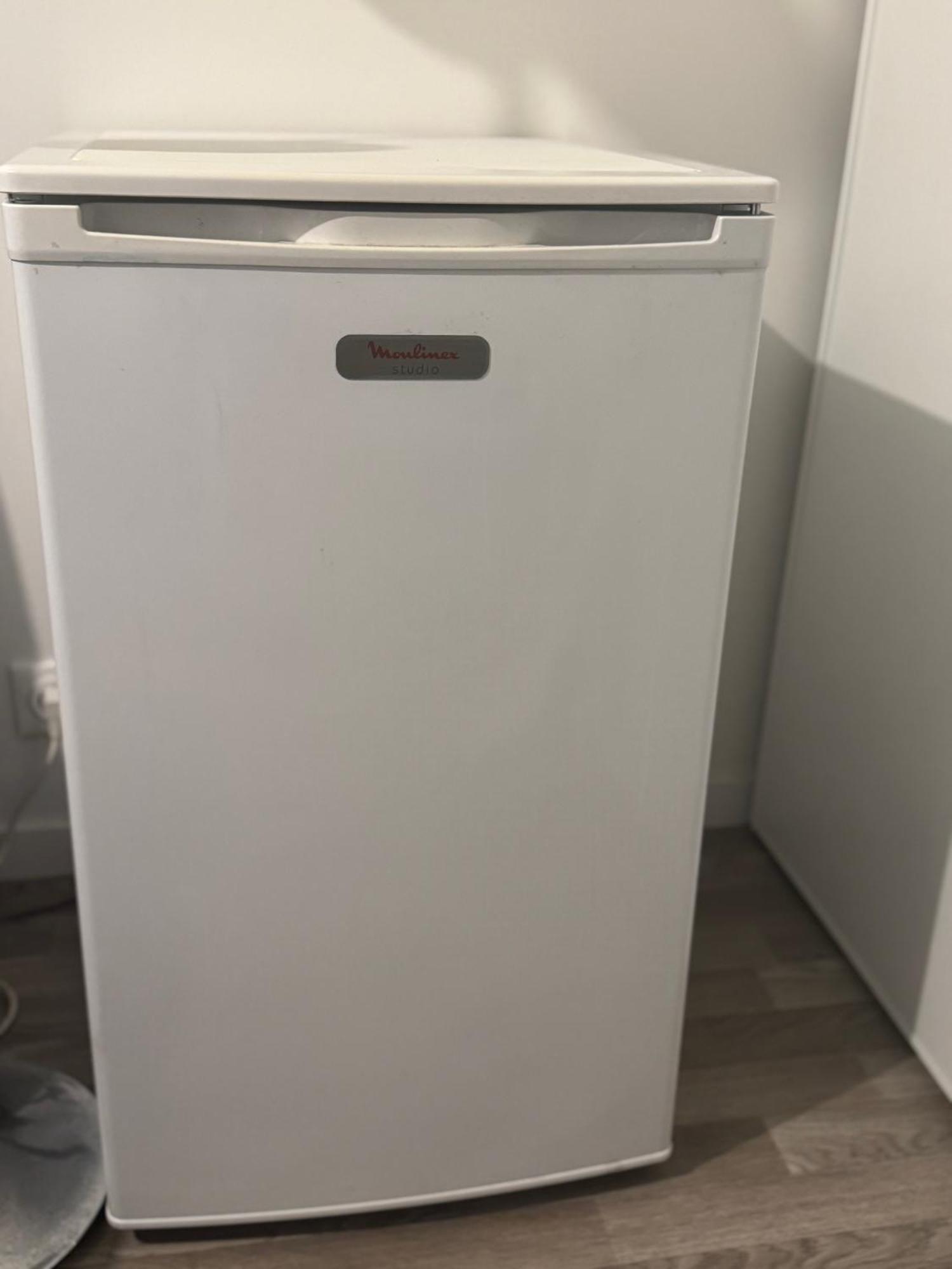 Grande Chambre 14 M2 Avec Salle De Bain Privative A Nanterre Prefecture Proche La Defense Arena Campus Sncf Et Paris Eksteriør billede